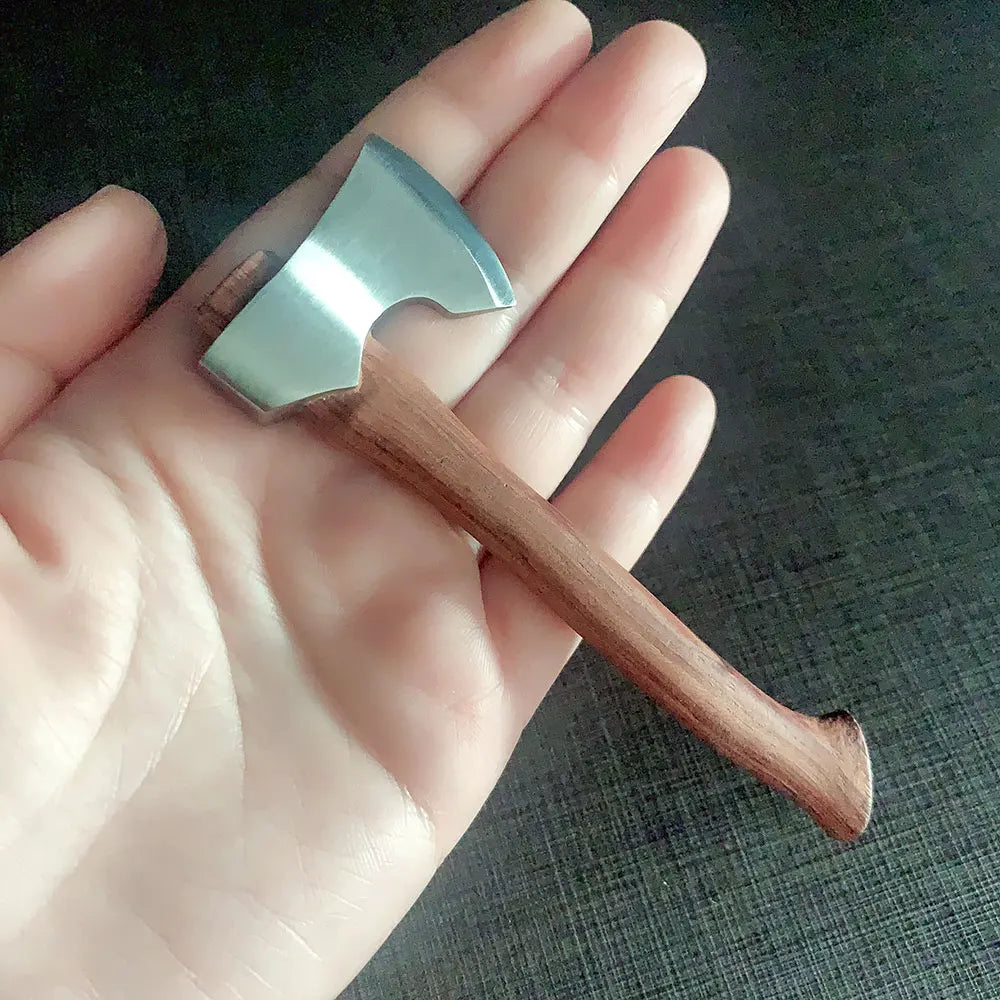 🪓 Mini Camping Axe