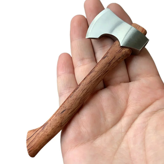 🪓 Mini Survival Axe