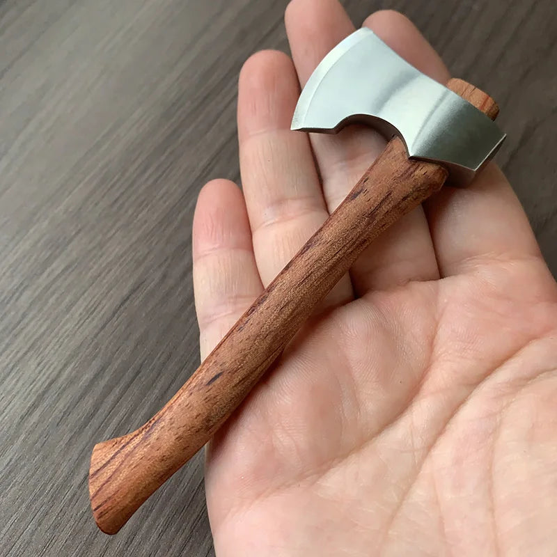 🪓 Mini Survival Axe